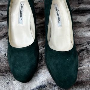 Suede hunter green heels